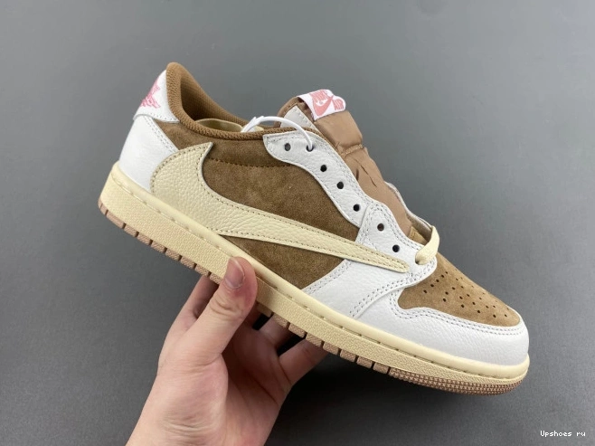 Travis  DM7866-106 SP Jordan 1 Low OG Scott Retro 0325